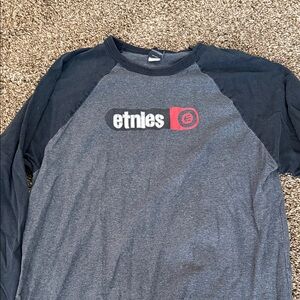 Vintage Y2K Etnies long sleeve